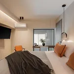 Grand Residences *