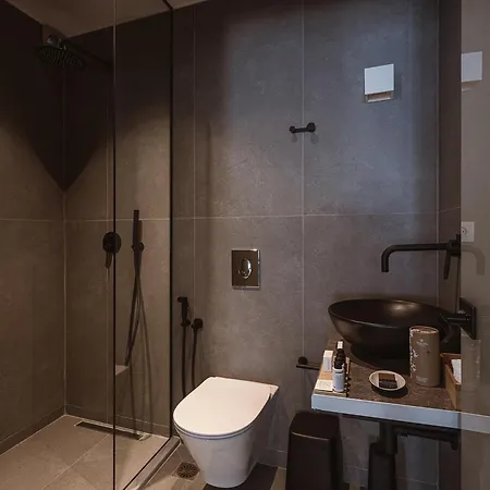 아파트 Grand Residences 하니아
