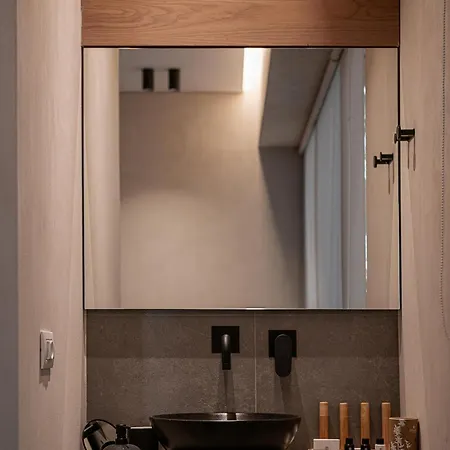Grand Residences 하니아