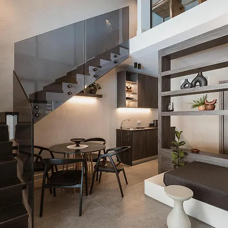 Grand Residences * 하니아