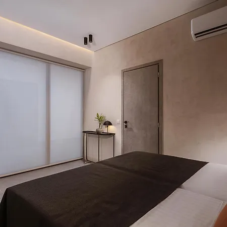 Grand Residences 아파트 *